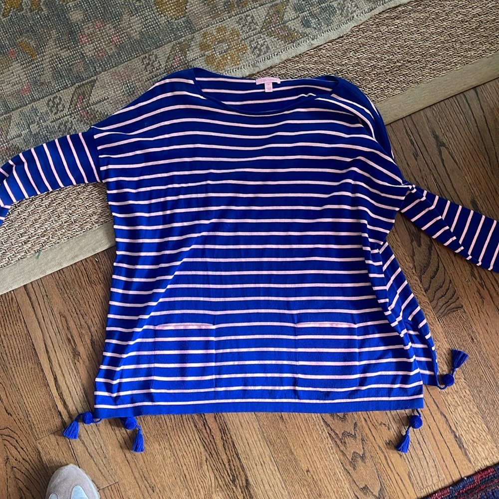 Lilly Pulitzer Women’s Size M sweater - loose fitting - VGUC